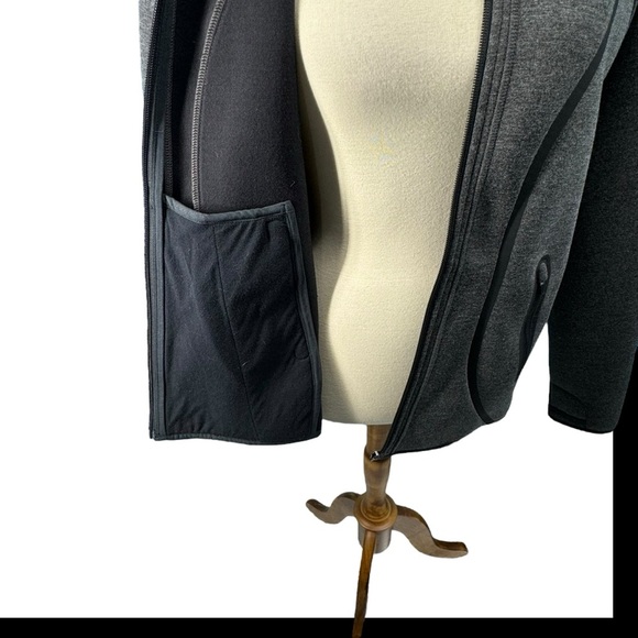Athleta Hoodie Jacket Womens Medium Charcoal Gray Full Zip Thumbholes Pockets - Picture 6 of 7